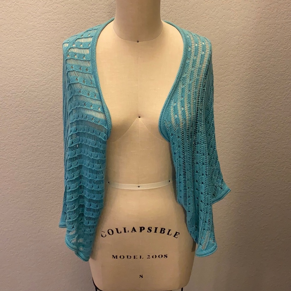 Women’s shawl